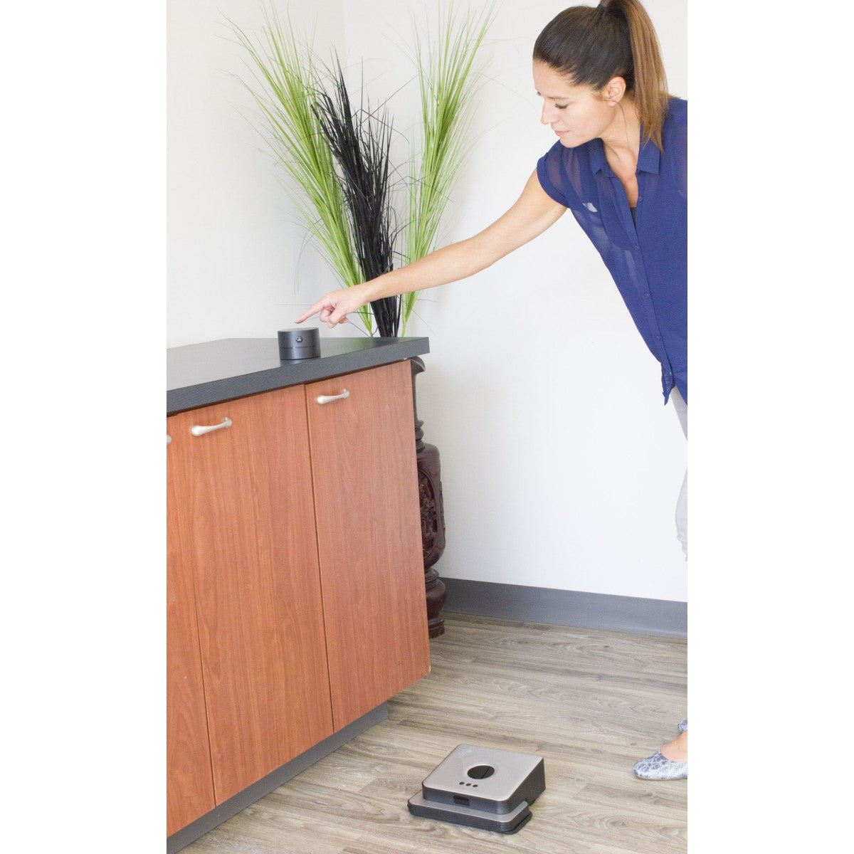 Robot Floor Cleaner Integrated GPS